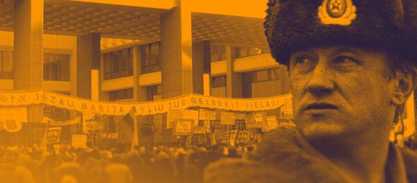 Столкновения у Вильнюсской телебашни: как Литва начала охоту на ведьм Столкновения у Вильнюсской телебашни: как Литва начала охоту на ведьм - Sputnik Литва