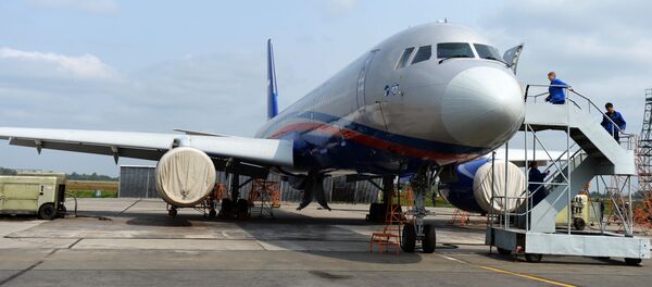 Ту-214ОН Открытое небо, созданный для облета стран-участниц подписавших договор по открытому небу - Sputnik Литва