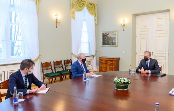 Недружественные страны тестируют кибербезопасность Литвы, заявил Науседа Недружественные страны тестируют кибербезопасность Литвы, заявил Науседа - Sputnik Литва