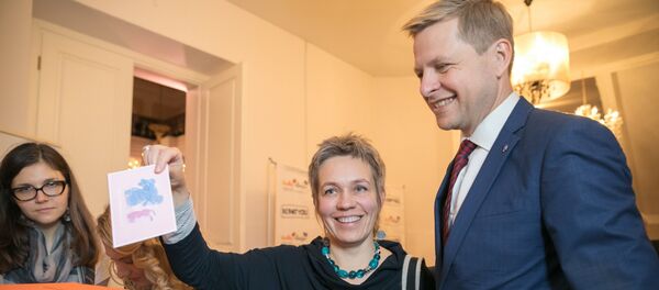 Мэр Вильнюса Ремигиюс Шимашюс с супругой Агне Матулайте Мэр Вильнюса Ремигиюс Шимашюс с супругой Агне Матулайте - Sputnik Литва