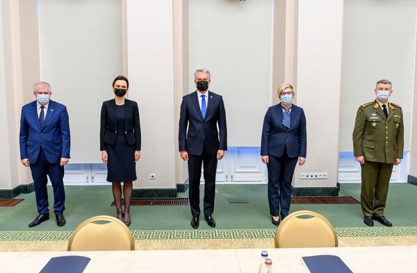 Литва собирается увеличить расходы на оборону до 2,5 процента ВВП Литва собирается увеличить расходы на оборону до 2,5 процента ВВП - Sputnik Литва