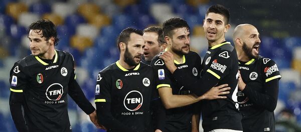 Итальянская футбольная команда Специя - Sputnik Литва