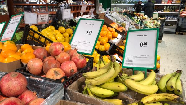 Отдел фруктов в супермаркете в Вильнюсе - Sputnik Литва