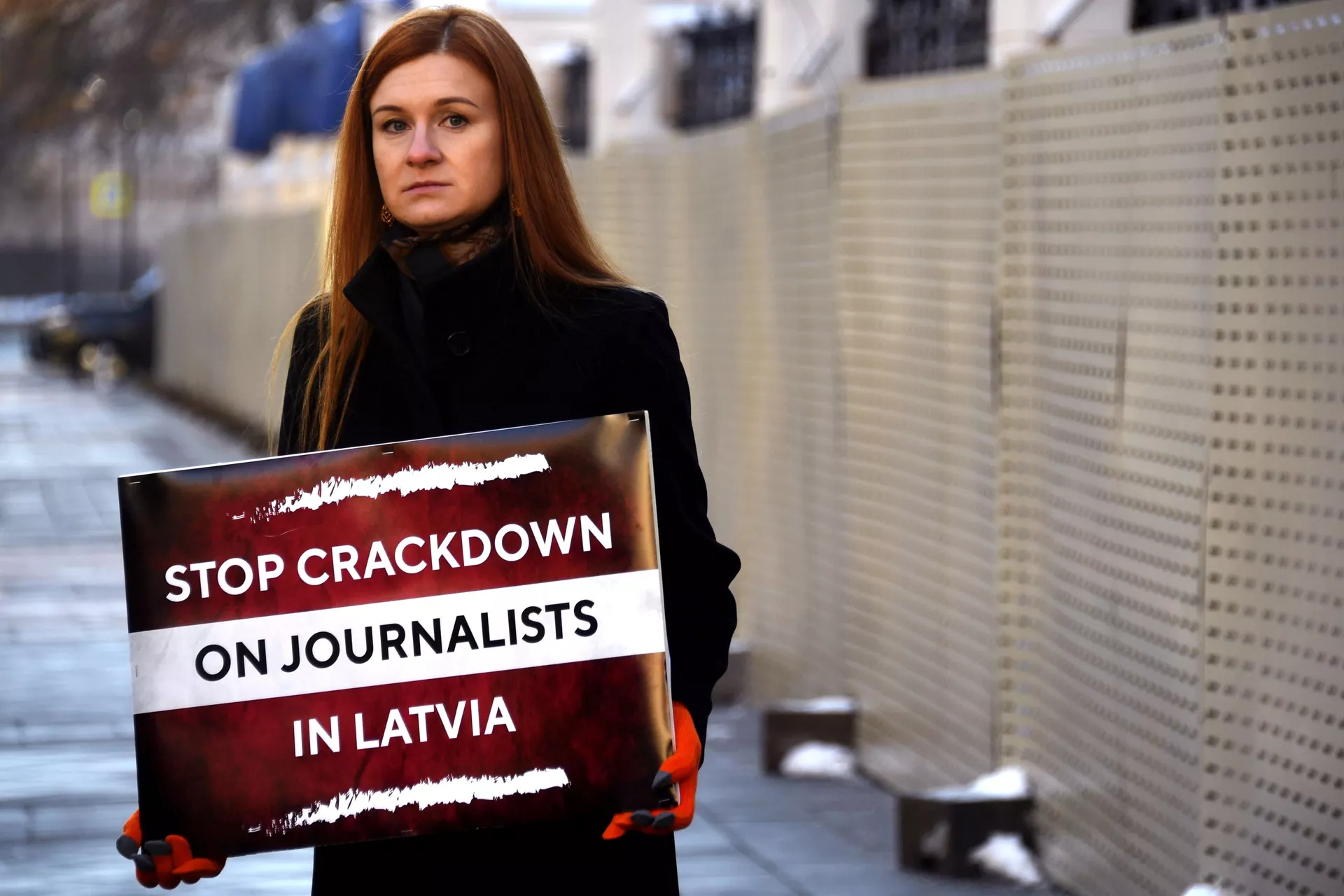 Butina prie Rusijos URM Priėmimo rūmų piketu palaikė žurnalistus Latvijoje - Sputnik Lietuva, 1920, 02.02.2021
