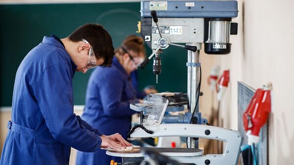 Обучение в профтехучилище - Sputnik Литва