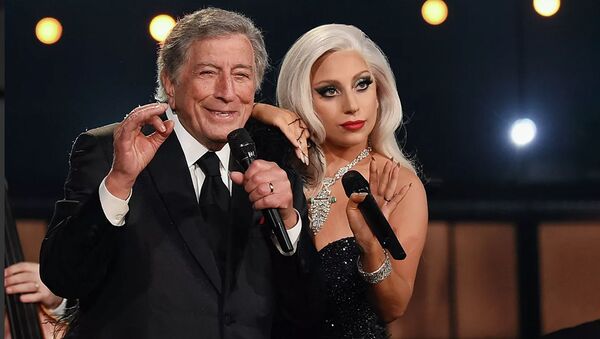Tonis Benetas ir Lady Gaga Grammy apdovanojimų įteikimo ceremonijoje - Sputnik Lietuva