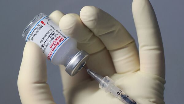 Вакцина от COVID-19 производства компании Moderna - Sputnik Lietuva