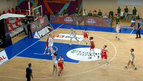 Матч женской сборной Литвы против сборной Турции на Евробаскете, 4 февраля 2021 - Sputnik Литва