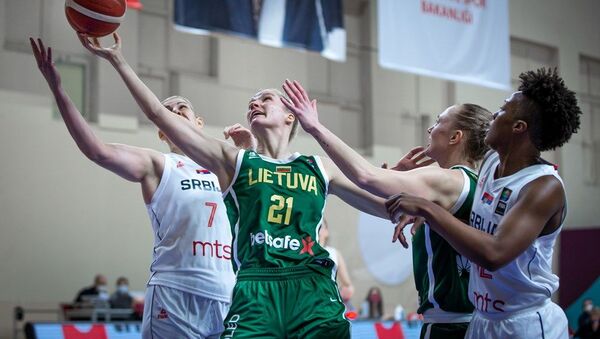 Сборная Литвы на отборочном матче на чемпионат Европы по баскетболу 2021 - Sputnik Литва