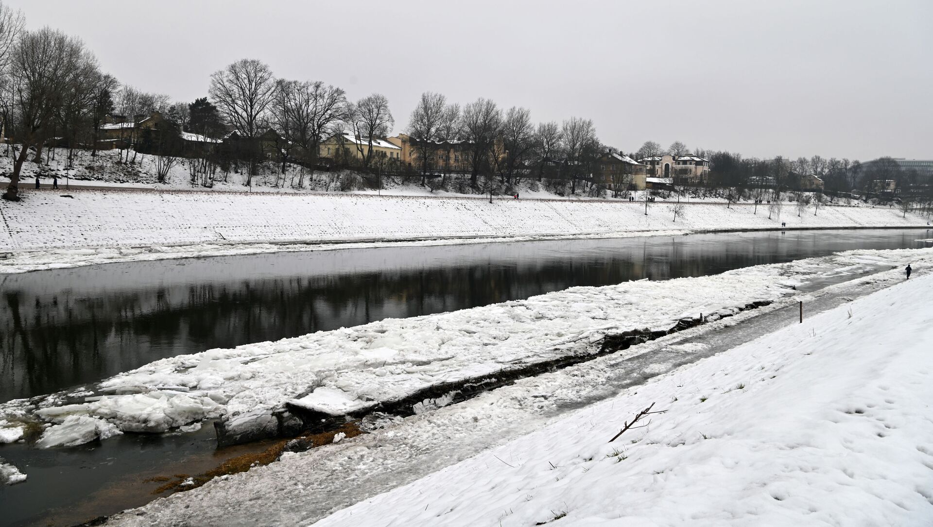 Река Нерис зимой, Вильнюс - Sputnik Lietuva, 1920, 02.03.2021