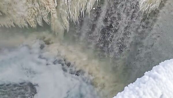 Ледовый водопад  - Sputnik Литва