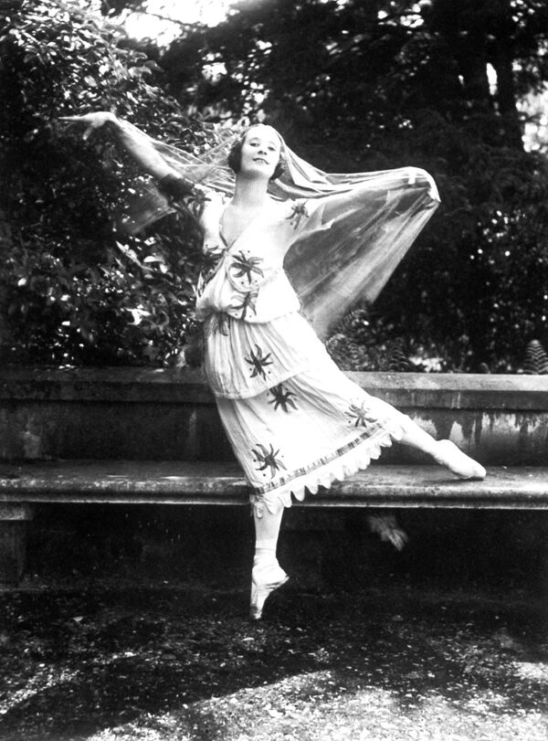 Великая русская балерина Анна Павлова, 1921 год - Sputnik Литва