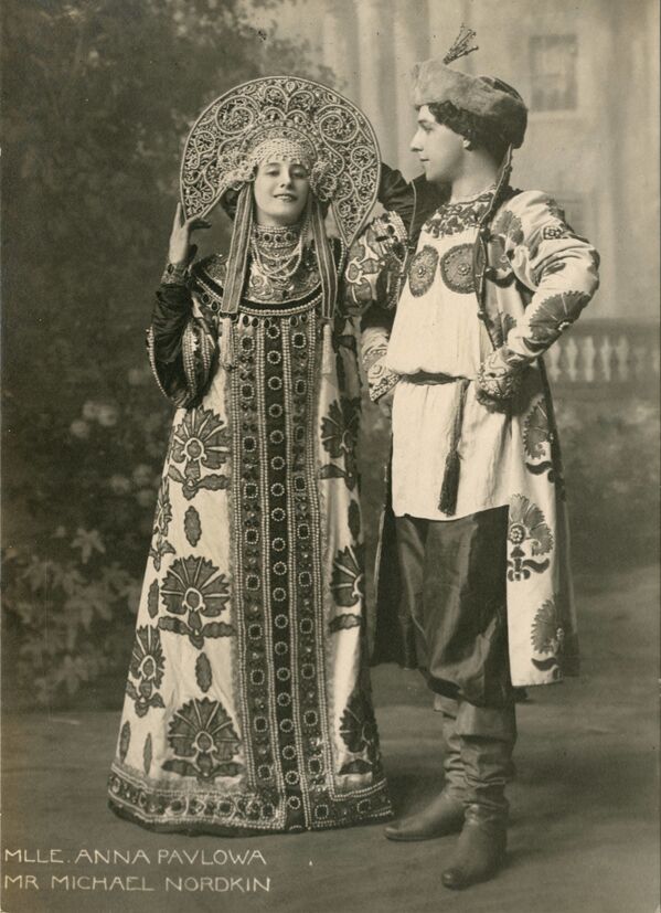 Артисты балета Анна Павлова и Михаил Мордкин, 1910 год - Sputnik Литва