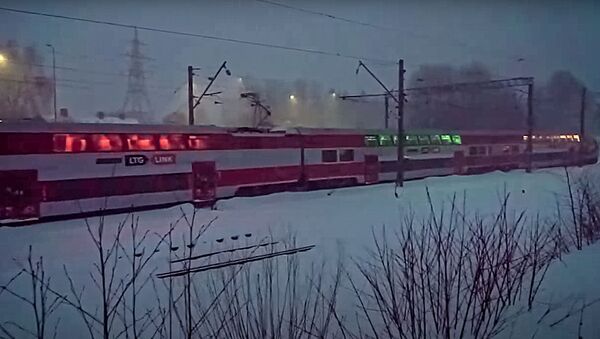 Трехцветный поезд Литовских железных дорог - Sputnik Литва