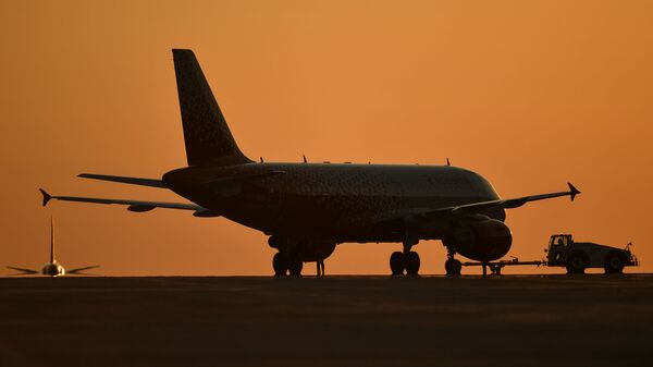 Пассажирский российский Boeing 777-31  - Sputnik Литва