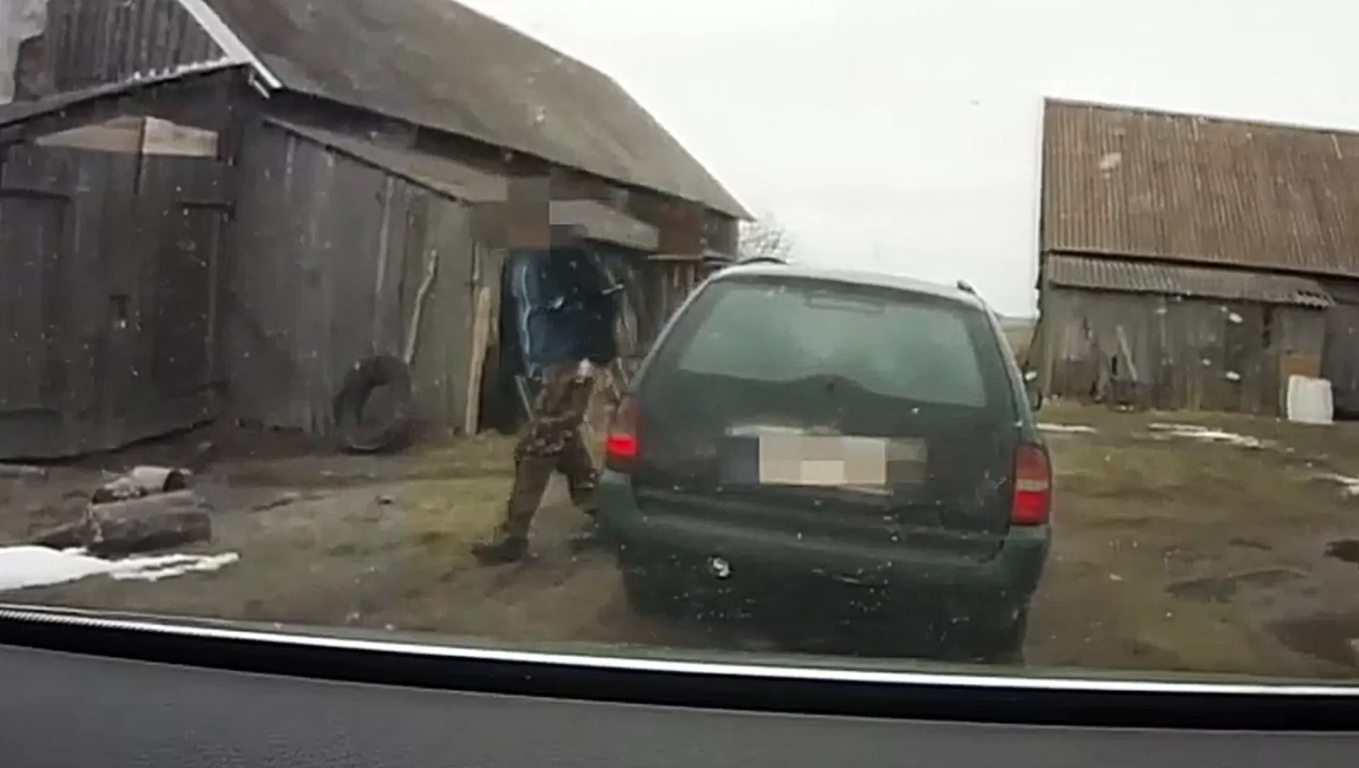 Полиция Литвы показала на видео погоню за пьяным водителем