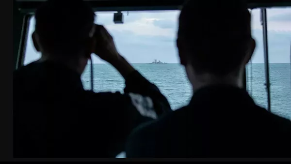 Britanijos patrulinis laivas HMS Mersey palydėjo trijų laivų būrį iš Rusijos Baltijos jūros laivyno, kurie plaukė palei Britanijos pakrantę prie Lamanšo sąsiaurio - Sputnik Lietuva