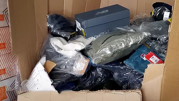 Klaipėdoje rastos pavogtos puspriekabės su garsių gamintojų drabužiais ir avalyne - Sputnik Lietuva