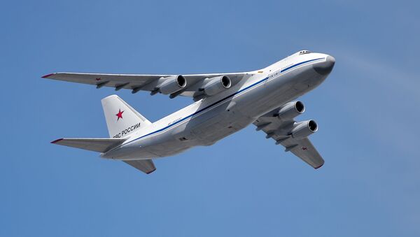 Тяжёлый дальний транспортный самолёт АН-124-100 Руслан - Sputnik Lietuva