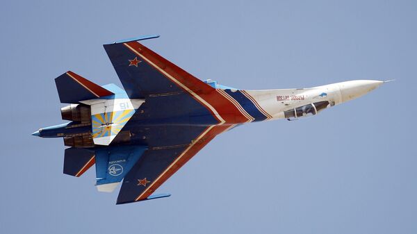 Многоцелевой истребитель Су-27 - Sputnik Lietuva