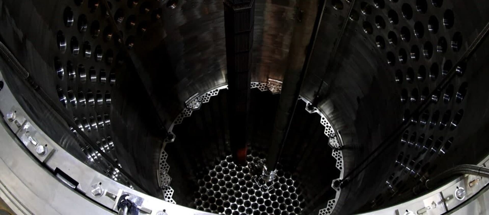 На втором энергоблоке БелАЭС завершена загрузка в реактор имитаторов тепловыделяющих сборок - Sputnik Lietuva, 1920, 05.04.2021
