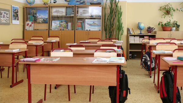 Пустой школьный класс  - Sputnik Литва