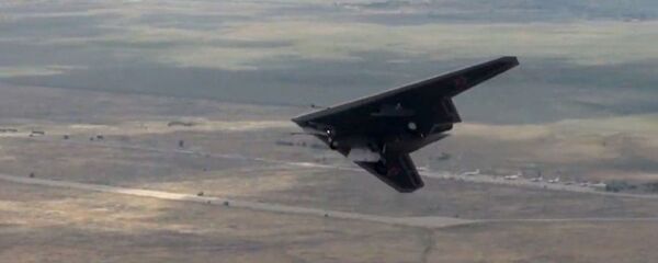 Беспилотный летательный аппарат S-70 Okhotnik Беспилотный летательный аппарат S-70 Okhotnik - Sputnik Lietuva