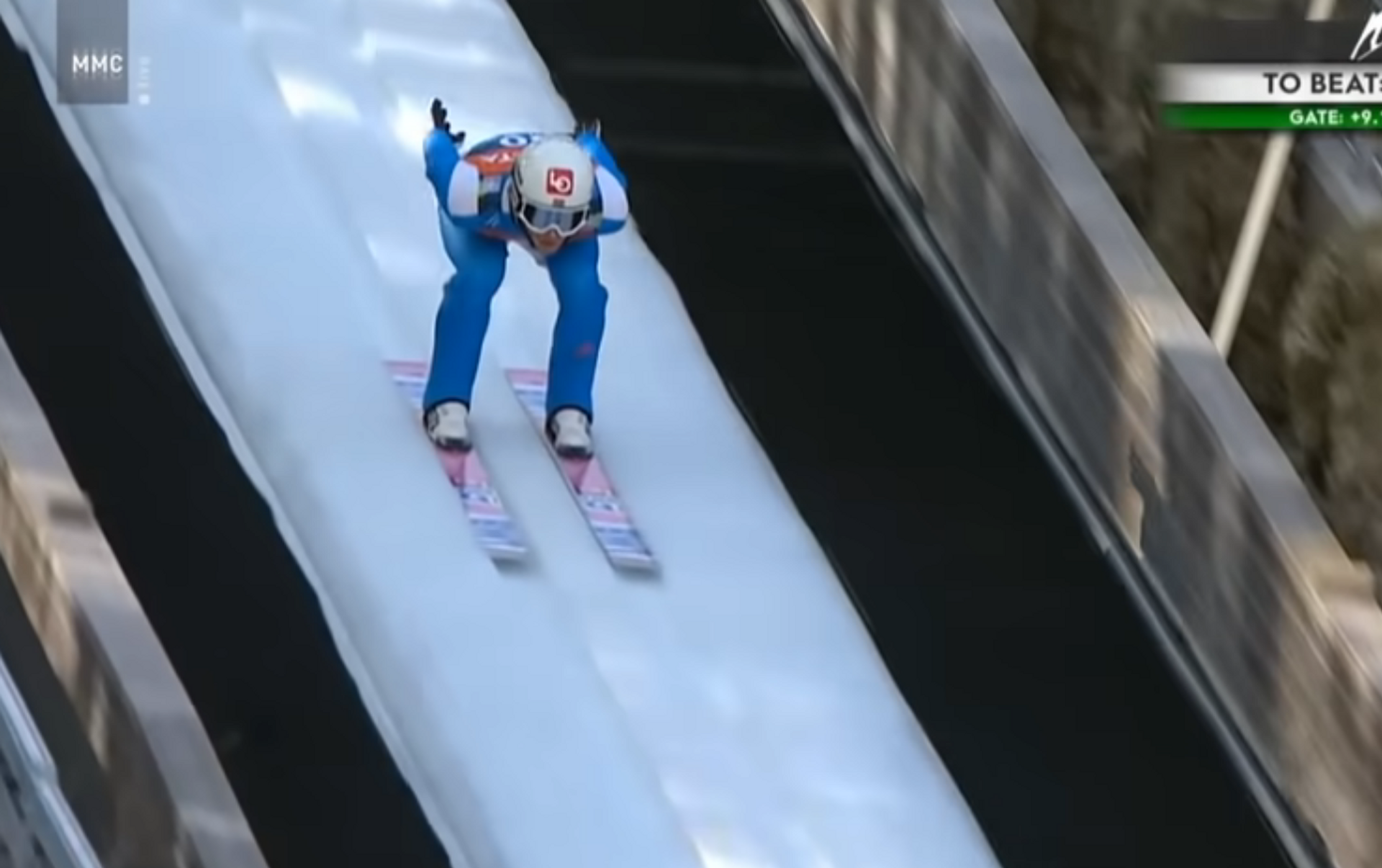Видео падения расула. Прыжки с трамплина на лыжах. Норвегия прыжки с трамплина. Лыжник на трамплине. Прыжки на лыжах с трамплина фото.