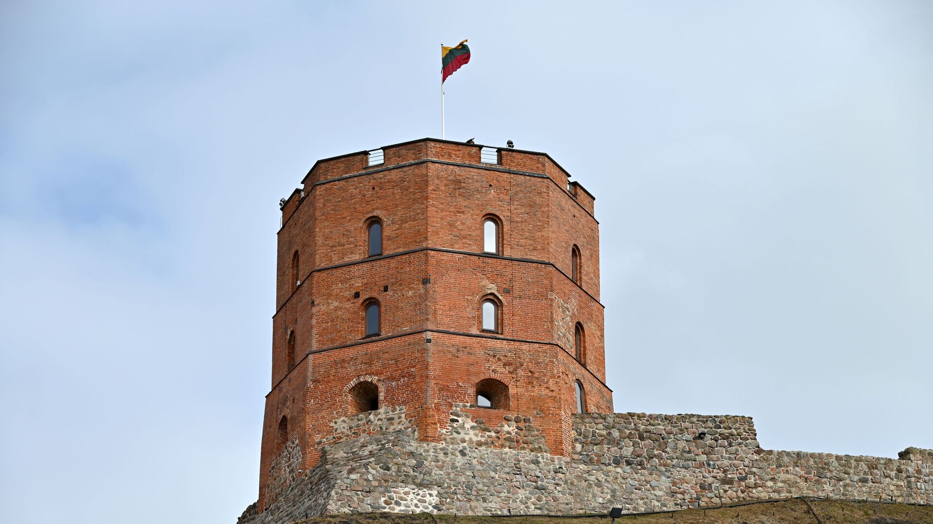 Башня Гедиминаса в Вильнюсе - Sputnik Литва, 1920, 22.06.2022