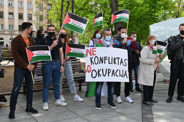 Akcija vadinosi &quot;Aš esu palestinietis&quot;.  Užrašas ant plakato: &quot;Ne konfliktas, o okupacija&quot;. - Sputnik Lietuva