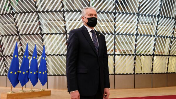 Президент Литвы Гитанас Науседа на саммите лидеров стран ЕС в Брюсселе - Sputnik Литва