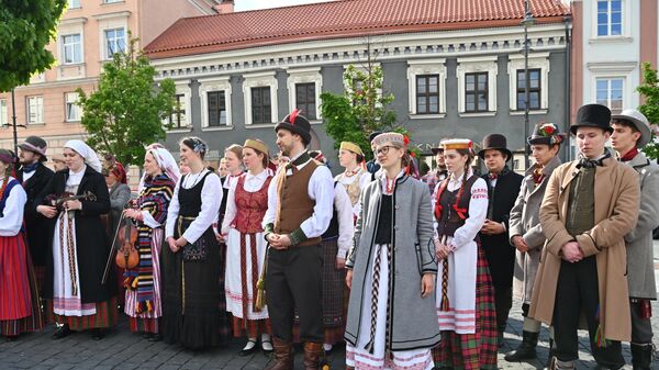 Фестиваль фольклора Skamba Skamba Kankliai (Звучат Звучат Гусли) в Вильнюсе - Sputnik Литва