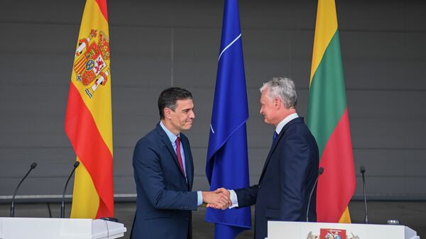 Ispanijos ministras pirmininkas Pedro Sánchezas ir Lietuvos prezidentas Gitanas Nausėda - Sputnik Lietuva