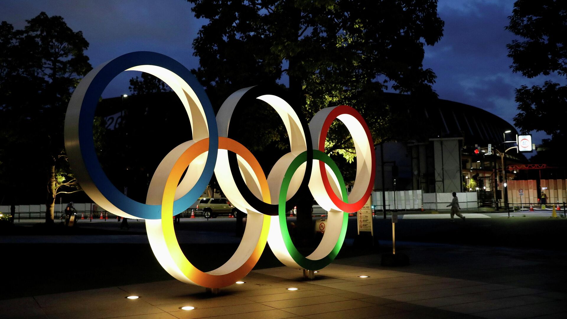 Скульптура Олимпийские кольца на Олимпийских играх 2020 в Токио - Sputnik Литва, 1920, 10.07.2021