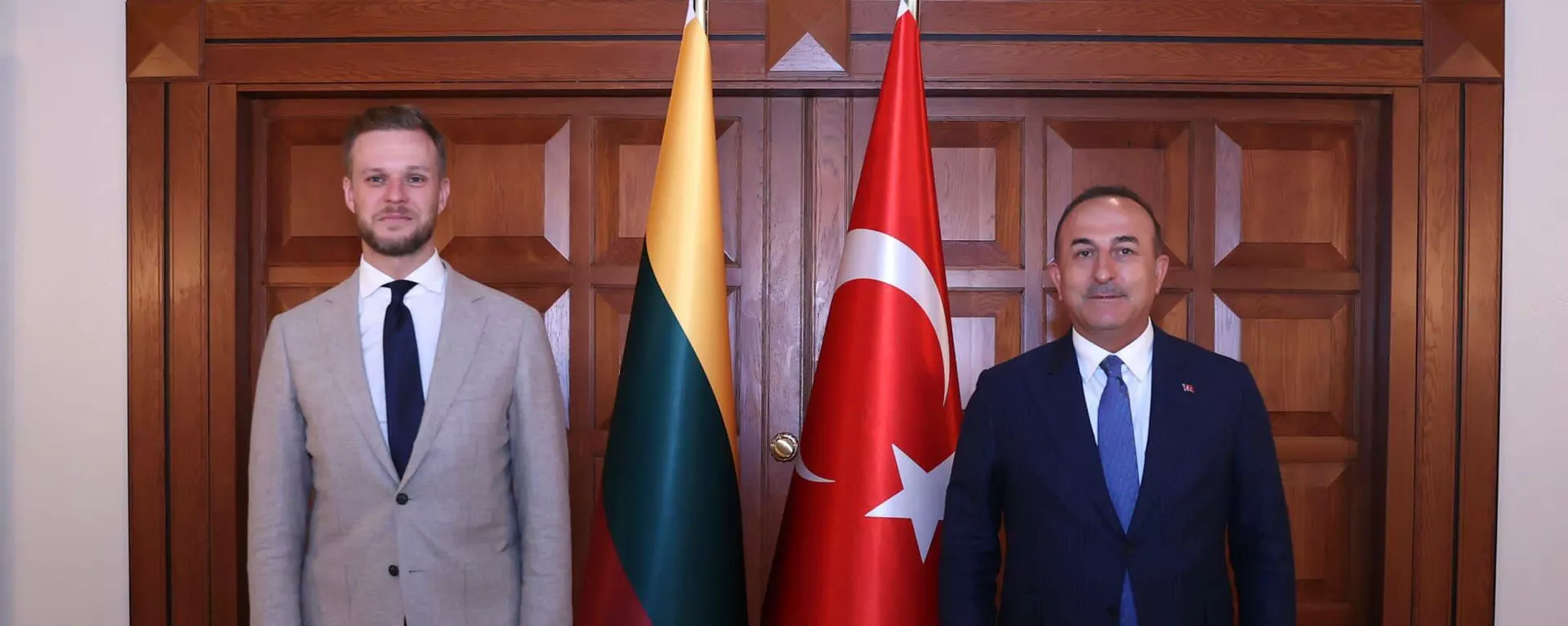 Gabrielius Landsbergis su Turkijos užsienio reikalų ministru Mevlütu Çavuşoğlu - Sputnik Lietuva, 1920, 14.07.2021