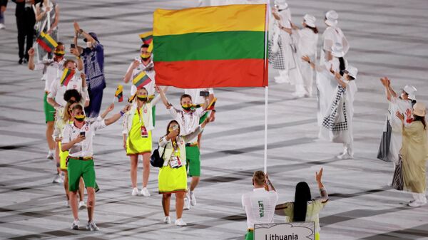 Сборная Литвы на церемонии открытия Олимпиады в Токио - Sputnik Литва