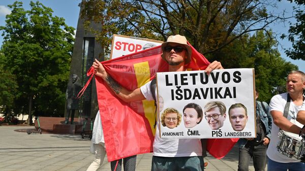 Акция протеста против действий властей Литвы в Вильнюсе - Sputnik Литва