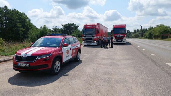 В Литву прибыли партии гуманитарных грузов из Чехии и Латвии - Sputnik Литва