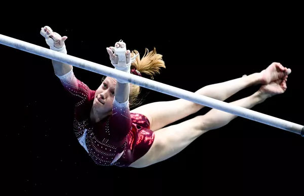 Tokijuje Rusijos rinktinei atstovauja įvairaus amžiaus atletai – nuo 16-metės gimnastės Viktorijos Listunovos iki 56 metų jojikės Inesos Merkulovos. Tokijuje Rusijos rinktinei atstovauja įvairaus amžiaus atletai – nuo 16-metės gimnastės Viktorijos Listunovos iki 56 metų jojikės Inesos Merkulovos. - Sputnik Lietuva