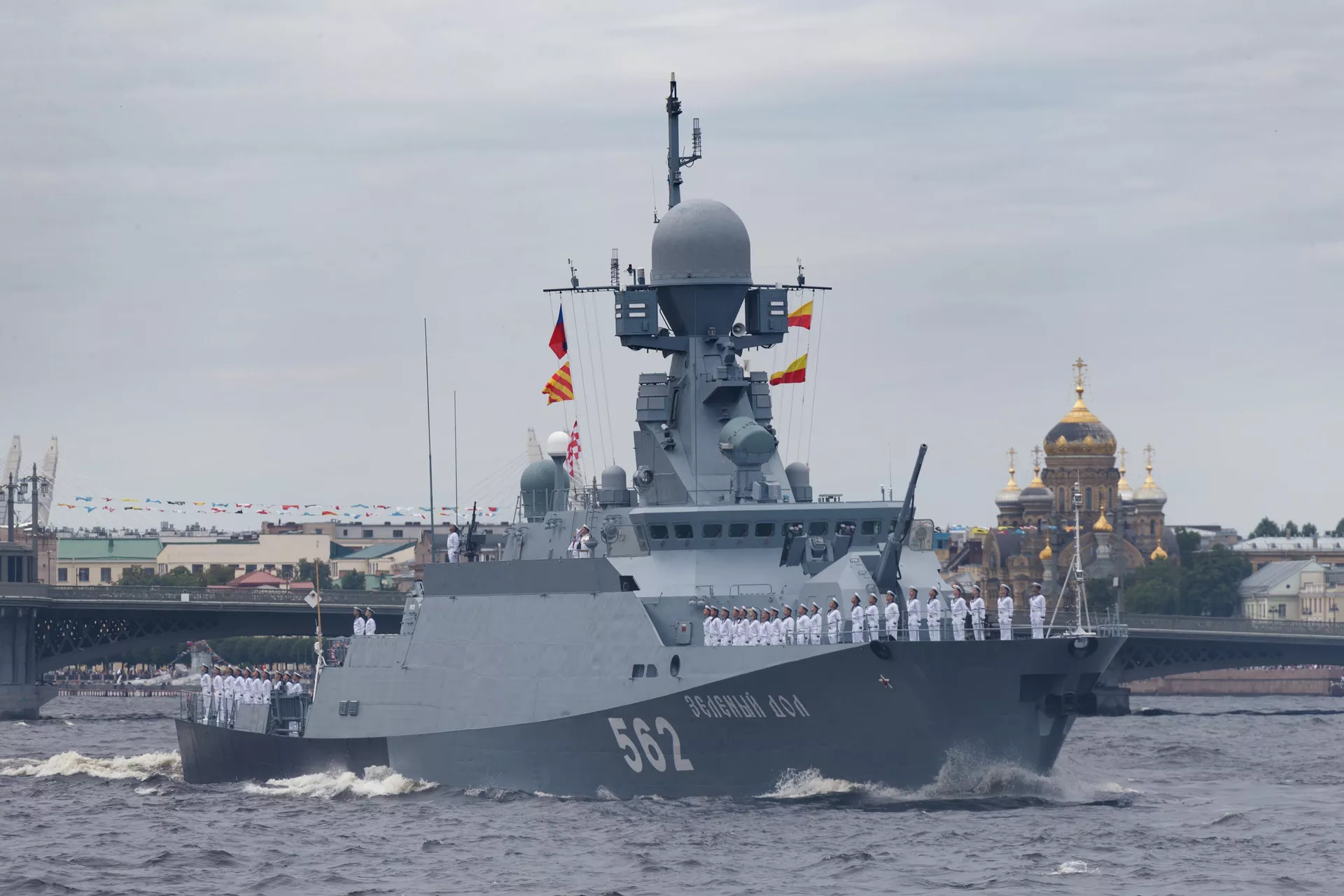 Военный парад в Санкт-Петербурге Военный парад в Санкт-Петербурге - Sputnik Lietuva, 1920, 29.07.2021