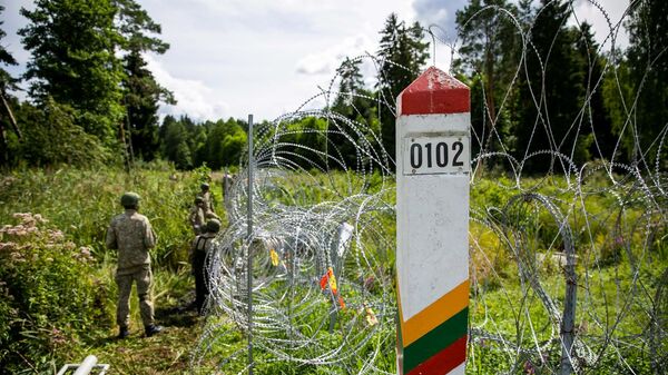 Строительство ограждения на границе Литвы и Белоруссии - Sputnik Литва
