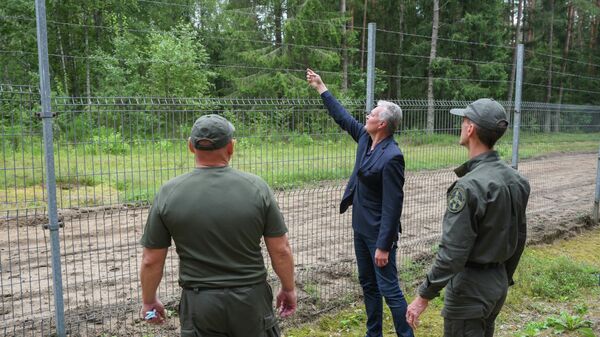 Президент Литвы Гитанас Науседа посетил штаб Вильнюсского отряда Государственной пограничной службы - Sputnik Литва