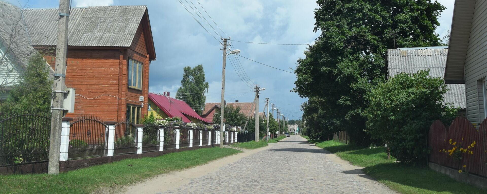 Улица в деревне Руднинкай в Шальчининкайском районе Литвы - Sputnik Литва, 1920, 07.09.2021