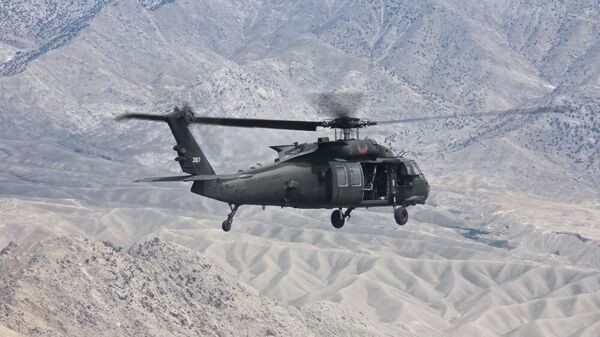 Американский военный вертолет Black Hawk в Афганистане, архивное фото - Sputnik Литва