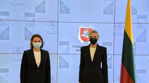 Vidaus reikalų ministrė Agnė Bilotaitė ir Svetlana Tichanovskaja - Sputnik Lietuva