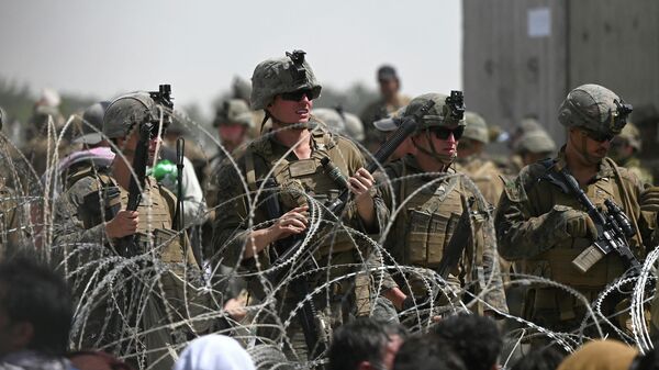 Amerikos karių netoli Kabulo tarptautinio oro uosto - Sputnik Lietuva