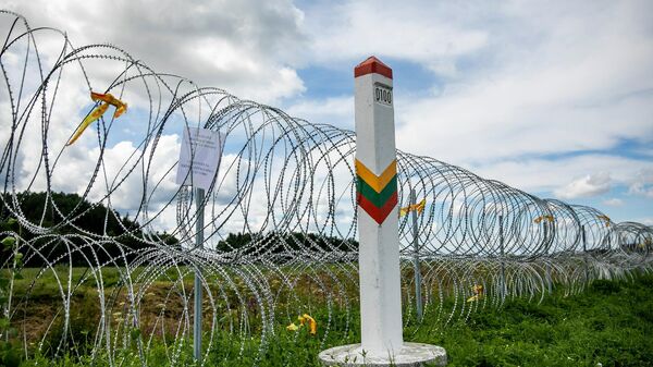 Строительство ограждения на границе Литвы и Белоруссии - Sputnik Литва