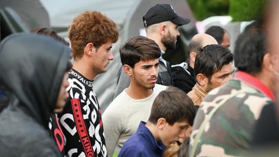 Нелегальные мигранты в палаточном лагере на границе Литвы и Белоруссии
