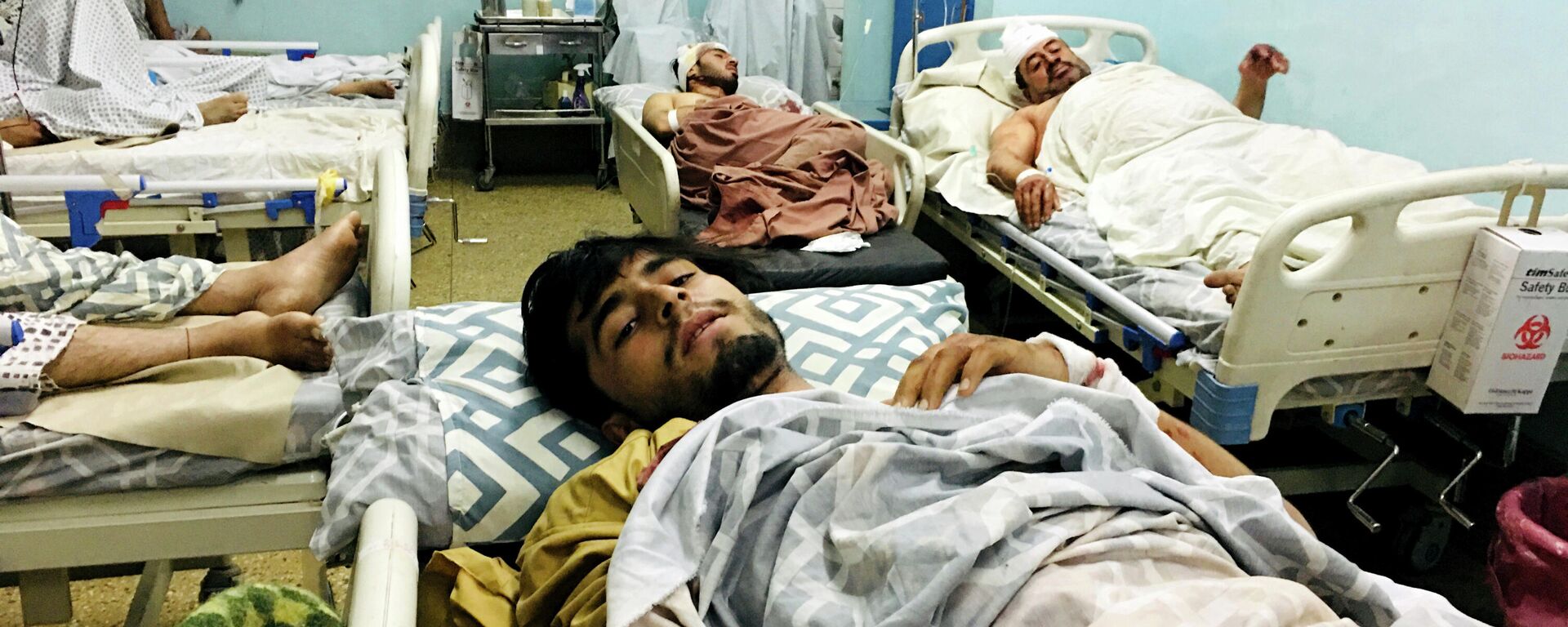 Sužeisti afganai ligoninėje po sprogimų netoli Kabulo oro uosto - Sputnik Lietuva, 1920, 27.08.2021
