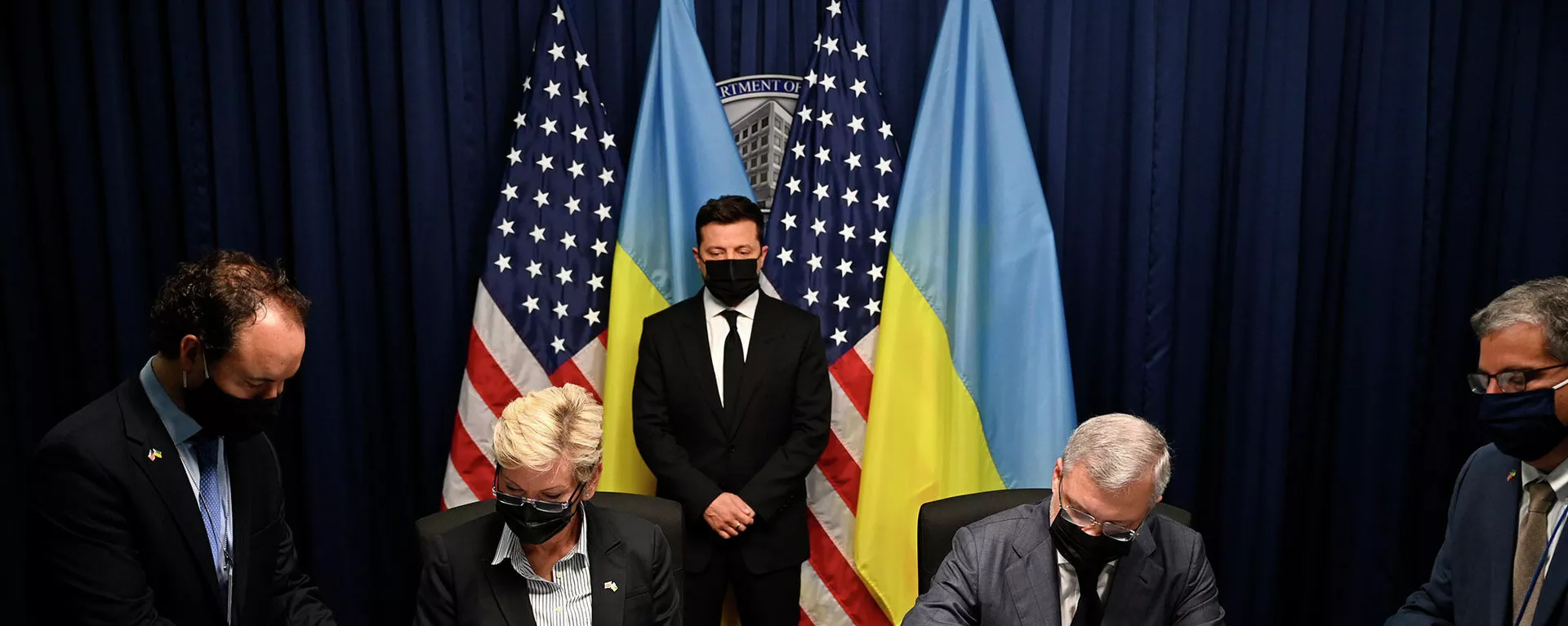 Ukrainos prezidentas Vladimiras Zelenskis per darbo vizitą JAV - Sputnik Lietuva, 1920, 01.09.2021